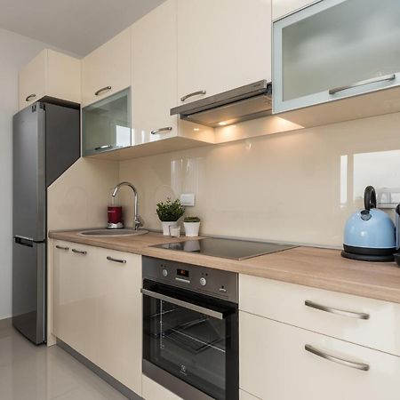 Zoran Brand New Modern Apartments Мандре Экстерьер фото