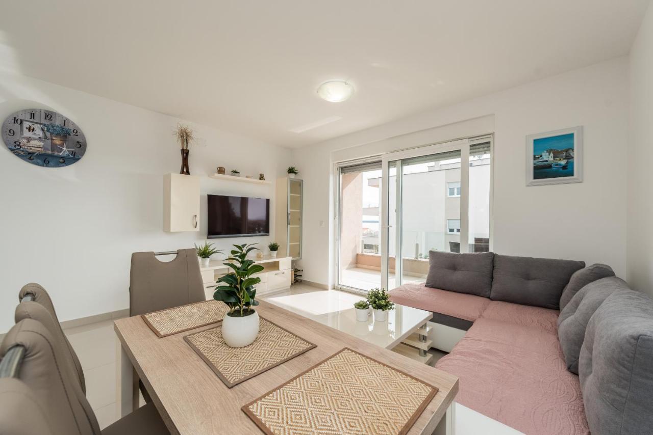 Zoran Brand New Modern Apartments Мандре Экстерьер фото