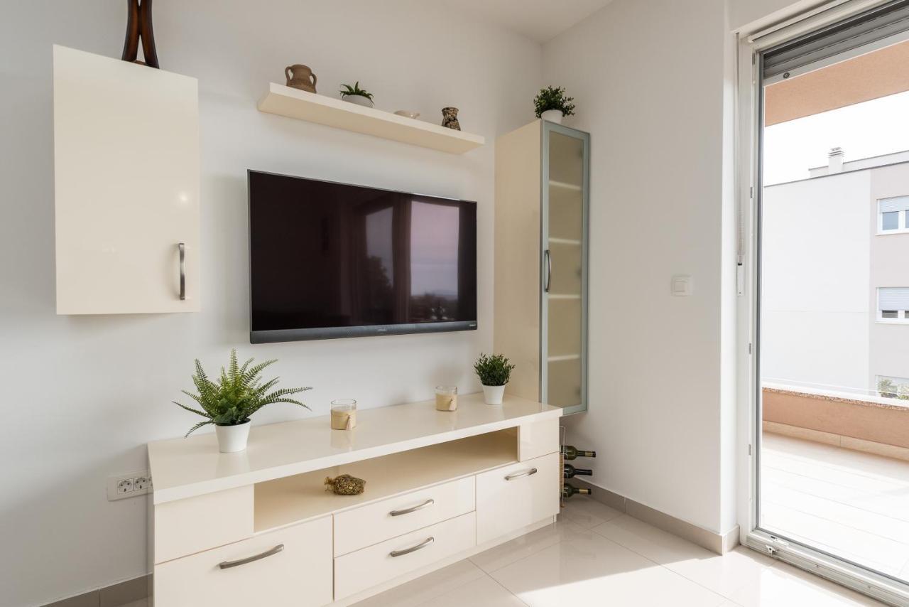 Zoran Brand New Modern Apartments Мандре Экстерьер фото