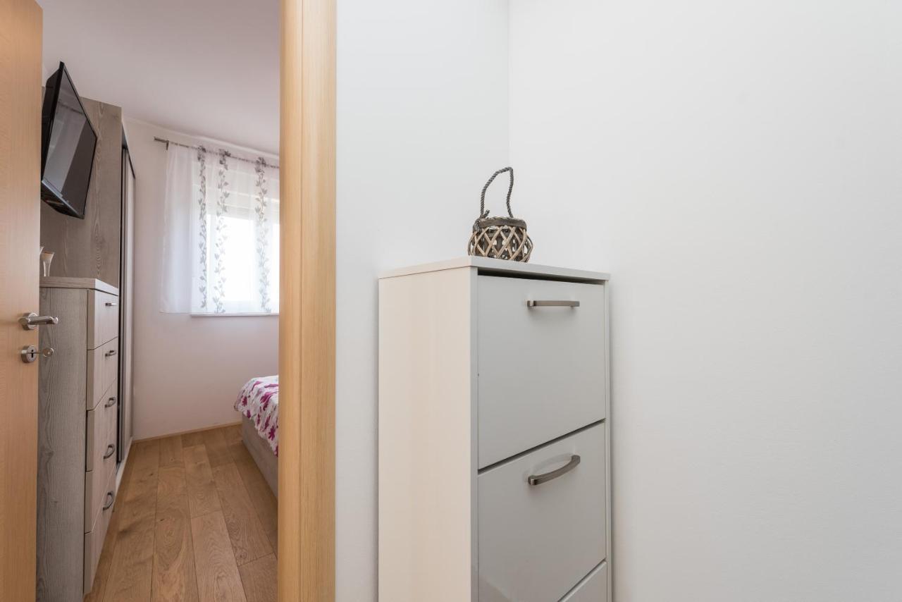 Zoran Brand New Modern Apartments Мандре Экстерьер фото